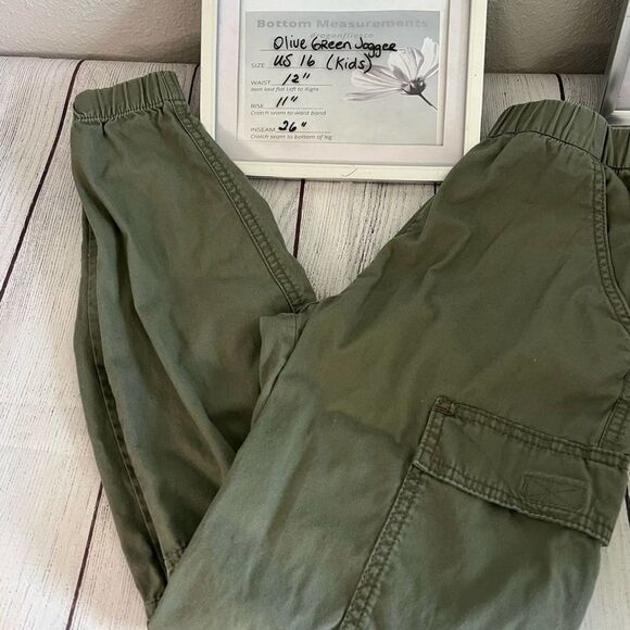 H&M kids olive green joggers - Picture 8 of 8